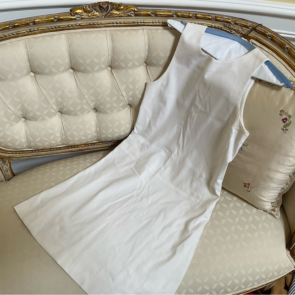 Theory Sleeveless off White Dress size 4